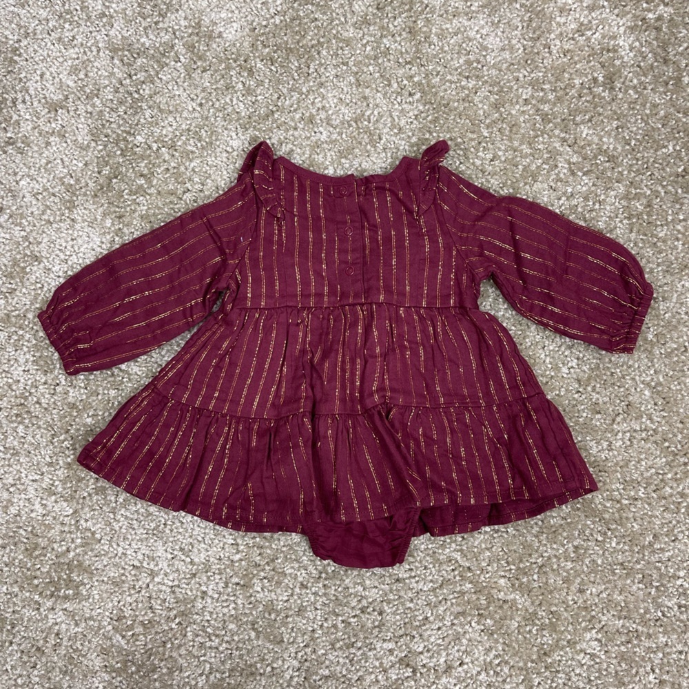 Cat & Jack Baby Shimmer Dress 0-3 Months - Picture 5 of 5